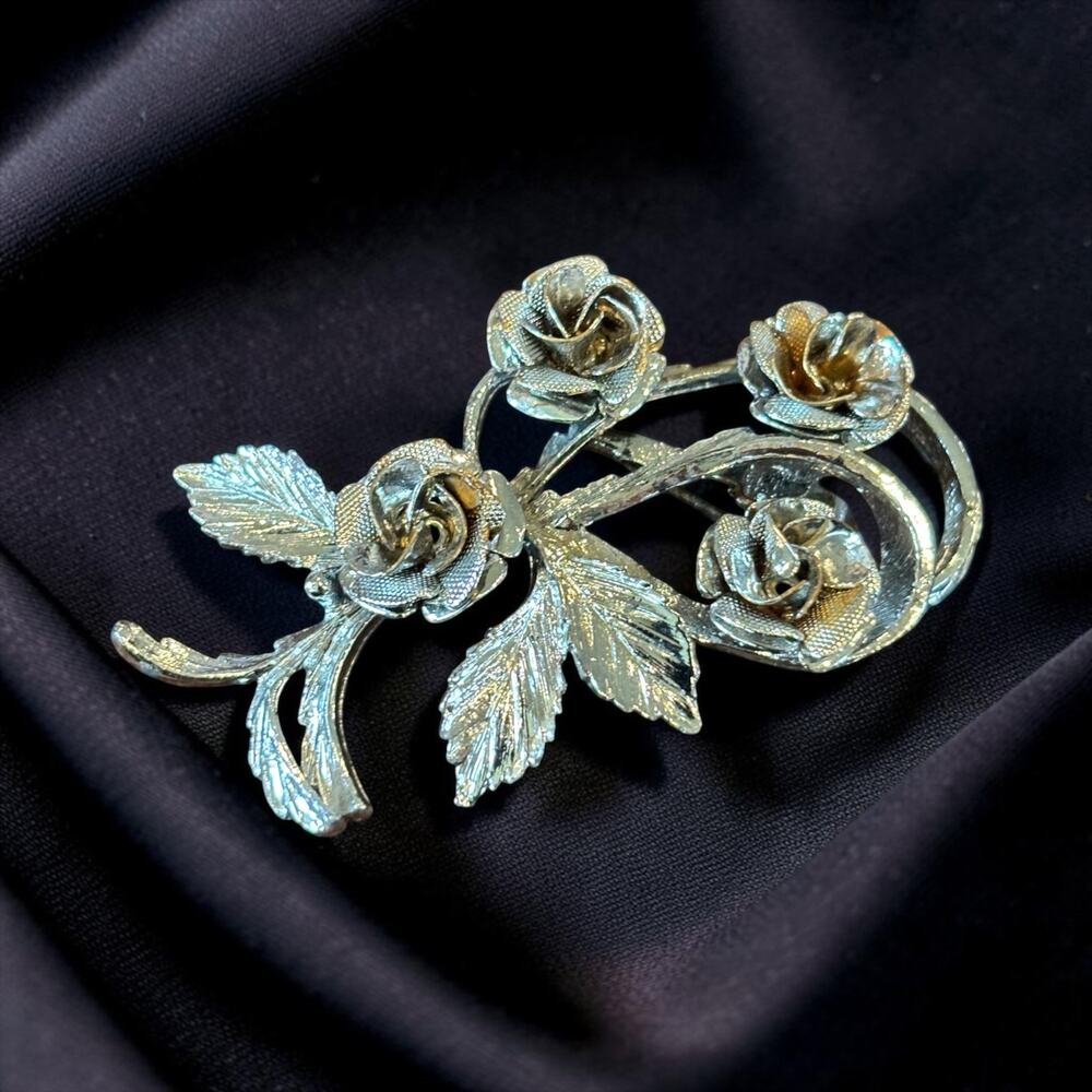Vintage Signed Coro Gold Tone Rose Flower Spray Brooch Textured Floral Pin